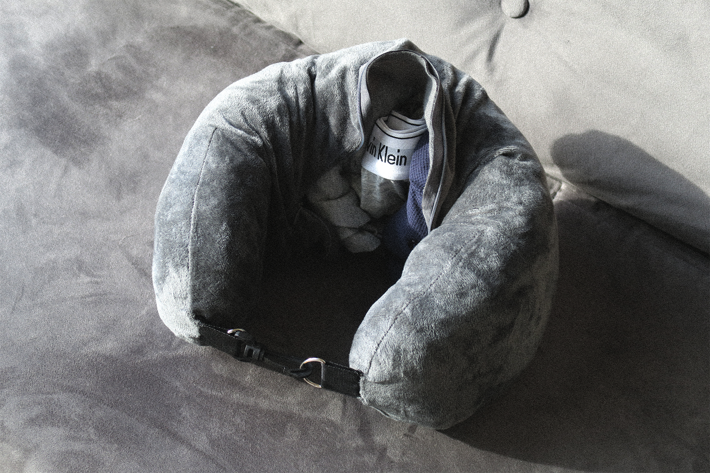 Luggsy Storage Neck Pillow